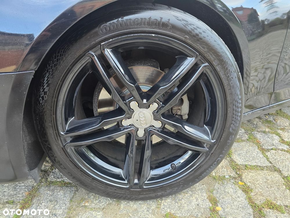Audi A4 Avant 2.0 TDI - 10