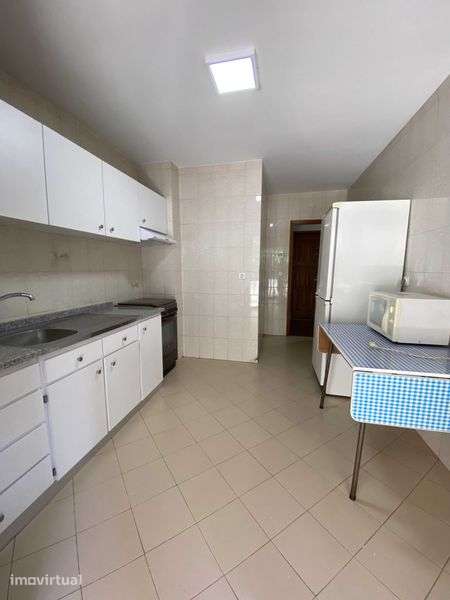 Apartamento T1 Centro de Famalicão mobilado e equipado - Grande imagem: 3/12