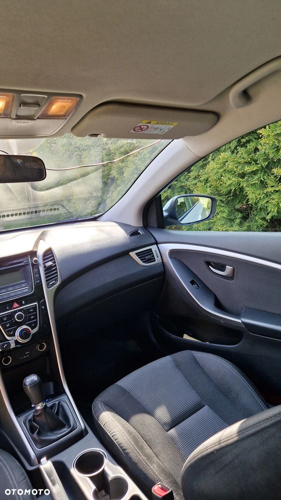 Hyundai i30 1.6 CRDI Intro Edition - 13