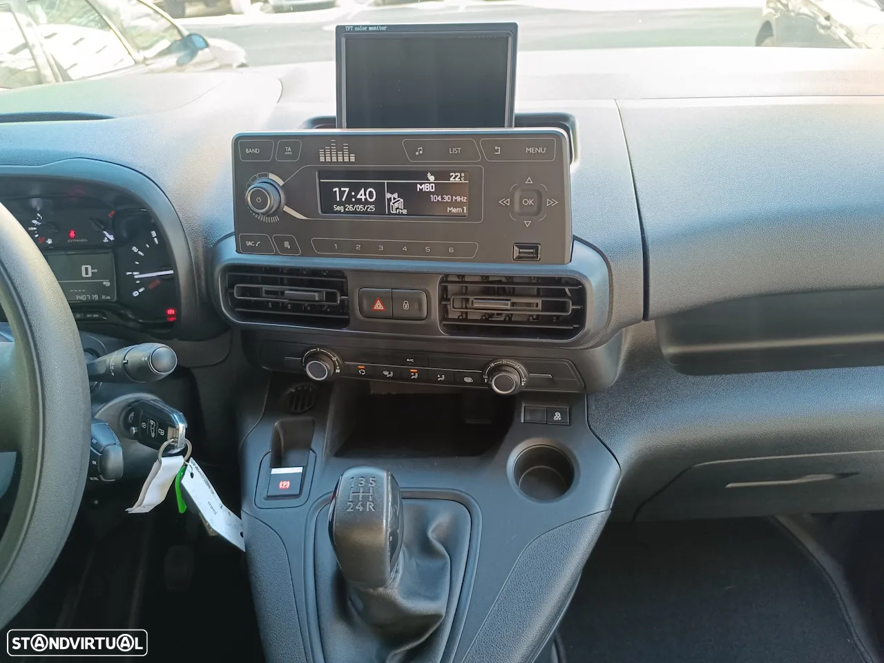 Citroën BERLINGO 1.6 BlueHDi - 19