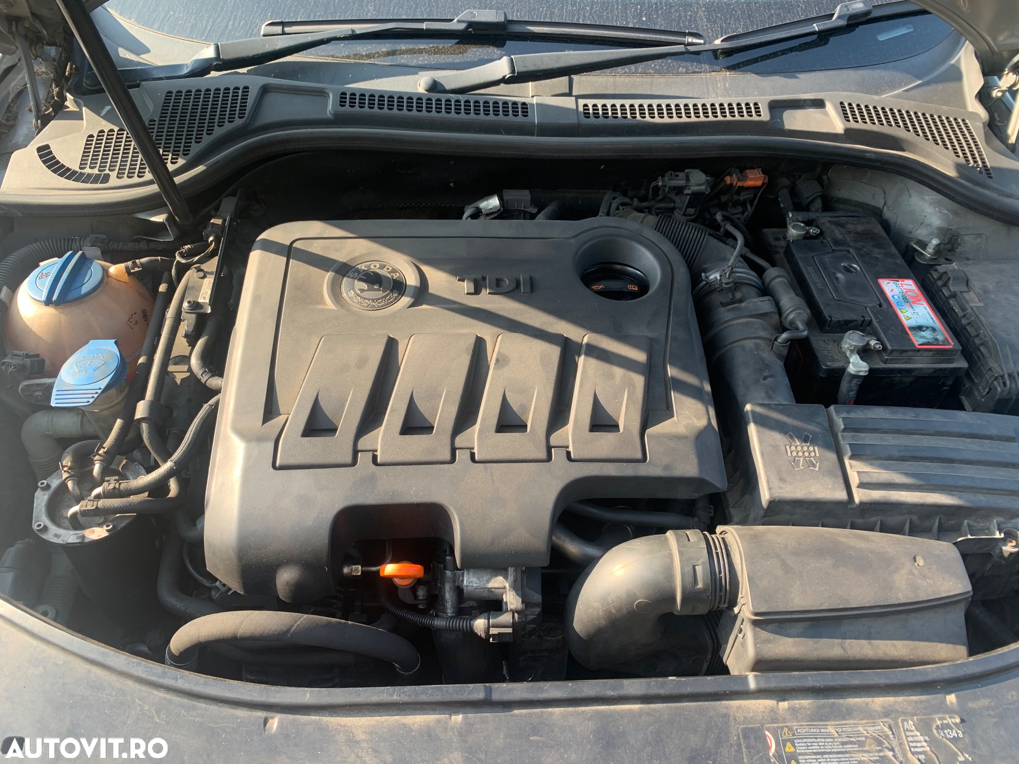 DEZMEMBREZ Piese Auto Skoda Octavia 3 Motor 1.6 Diesel cod CLH Euro 6 Cutie viteze Automata 7G Fata Completa Bara Fata capota Far aripa portiera fata spate Stanga dreapta portbagaj Interior piele Navigatie - 5
