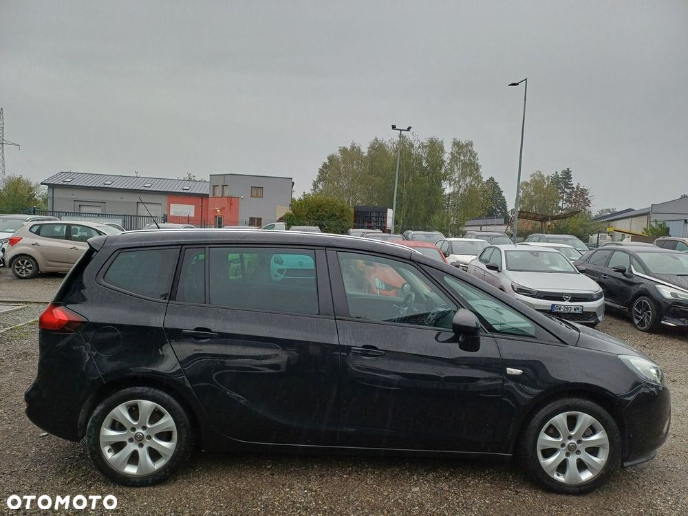 Opel Zafira - 8
