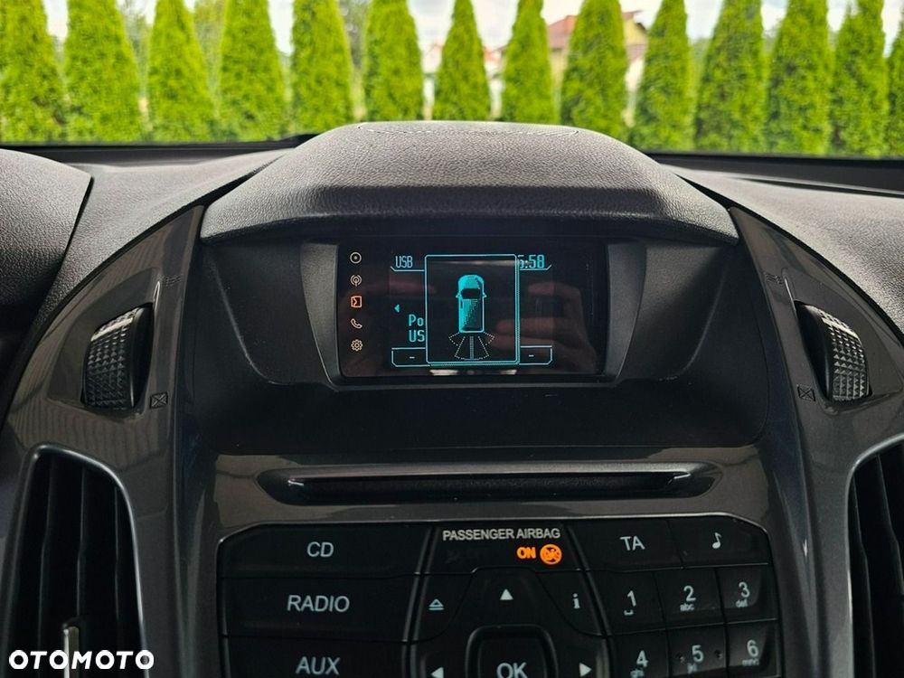 Ford Tourneo Connect - 23