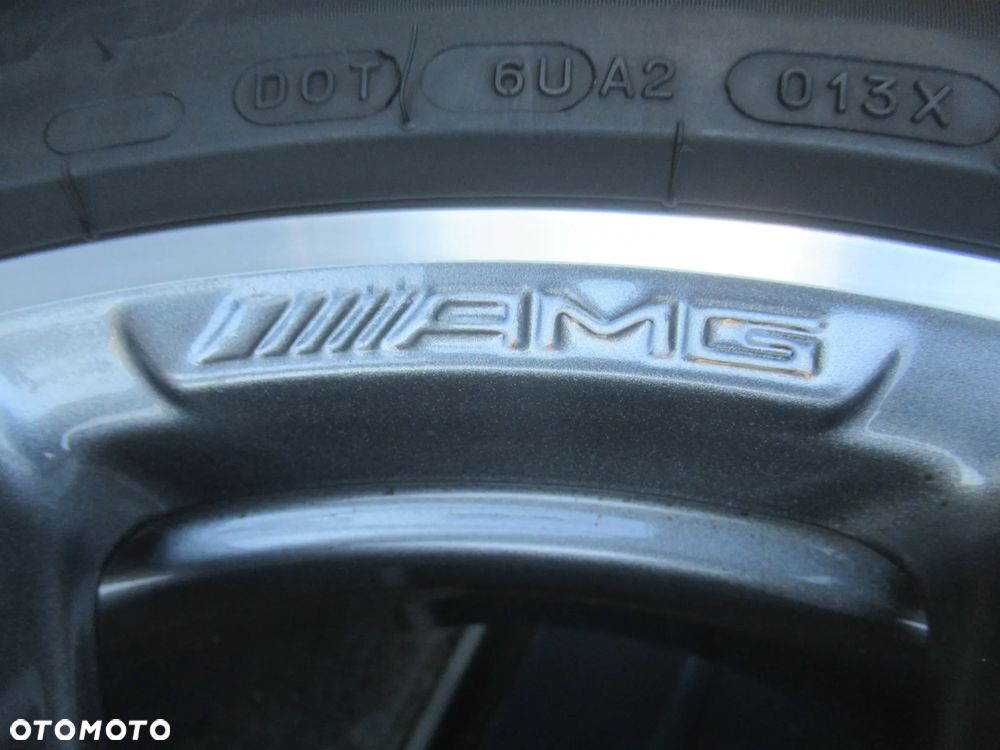 FELGI ALUMINIOWE OPONY MERCEDES E-KLASA W212 AMG 9.5Jx19H2 ET52 ET25 A2134014600 A2134012600 265/40/R19 - 14