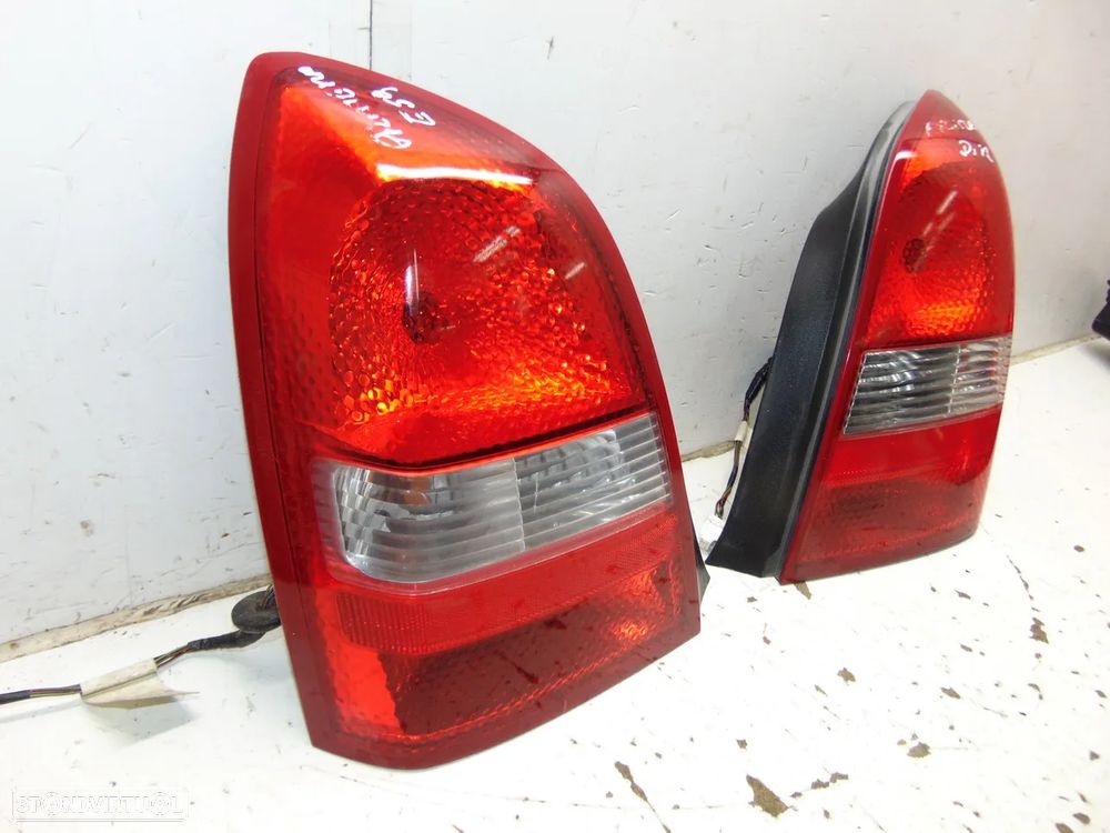 Nissan Primera farolins - 2