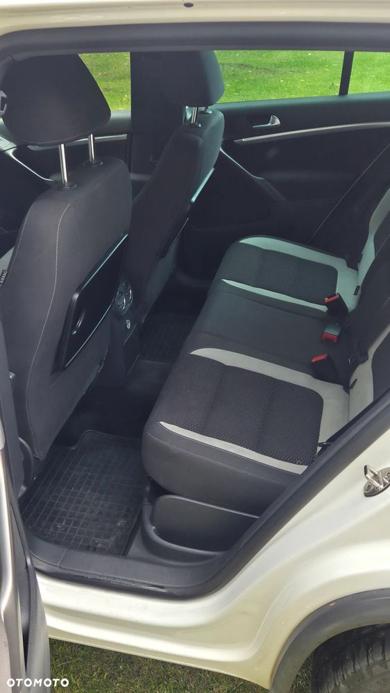 Volkswagen Tiguan - 14