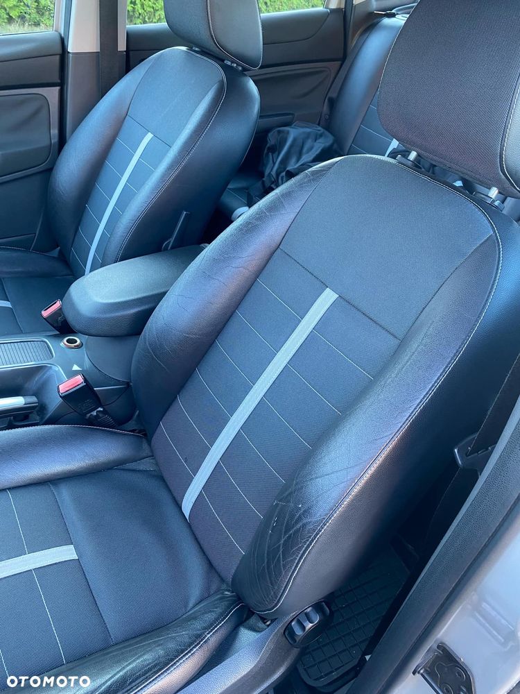 Ford Kuga 2.0 TDCi 2x4 Trend - 3