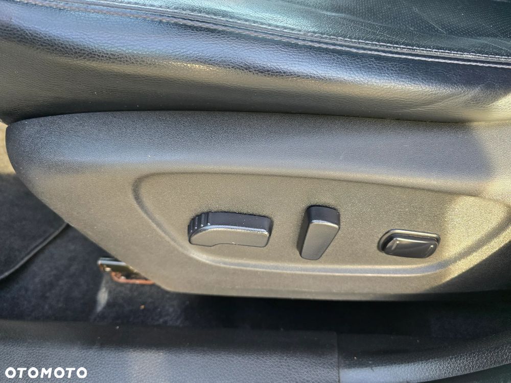 Nissan X-Trail 1.6 DCi N-Connecta Xtronic 2WD EU6 - 11