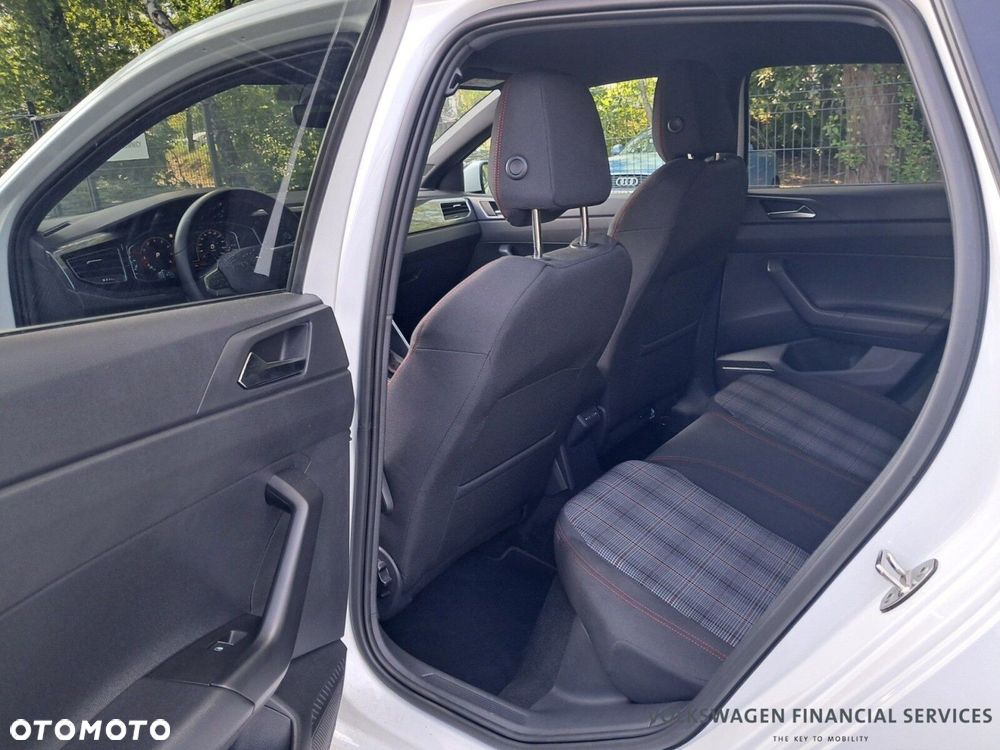 Volkswagen Polo - 6