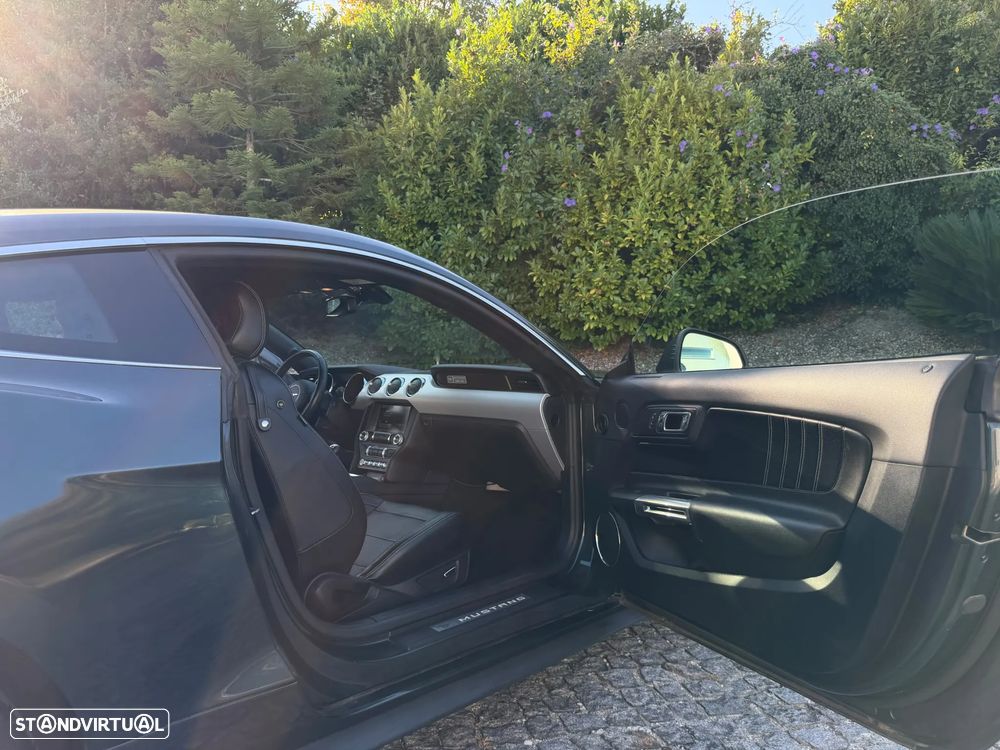 Ford Mustang 2.3i EcoBoost - 21