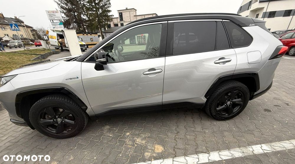 Toyota RAV4 - 3