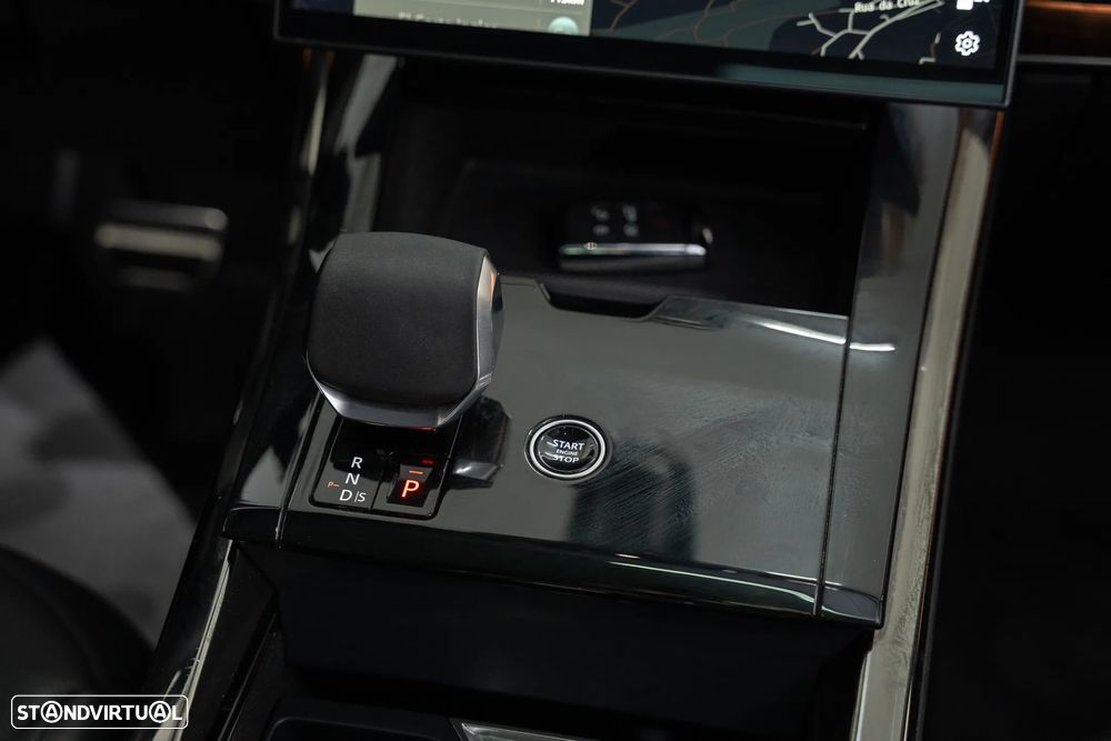 Land Rover Range Rover Sport 3.0 P460e Dynamic SE - 12