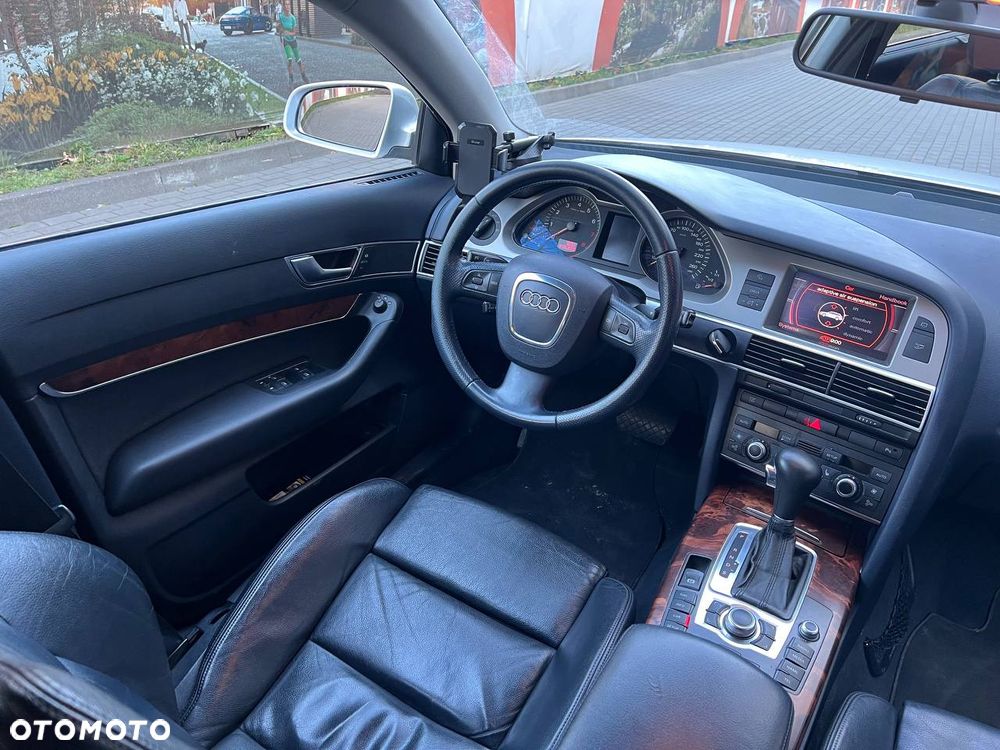 Audi A6 Avant 3.2 FSI Quattro Tiptronic - 12