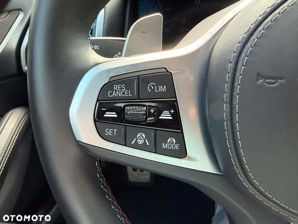 BMW Seria 8 M850i xDrive - 22