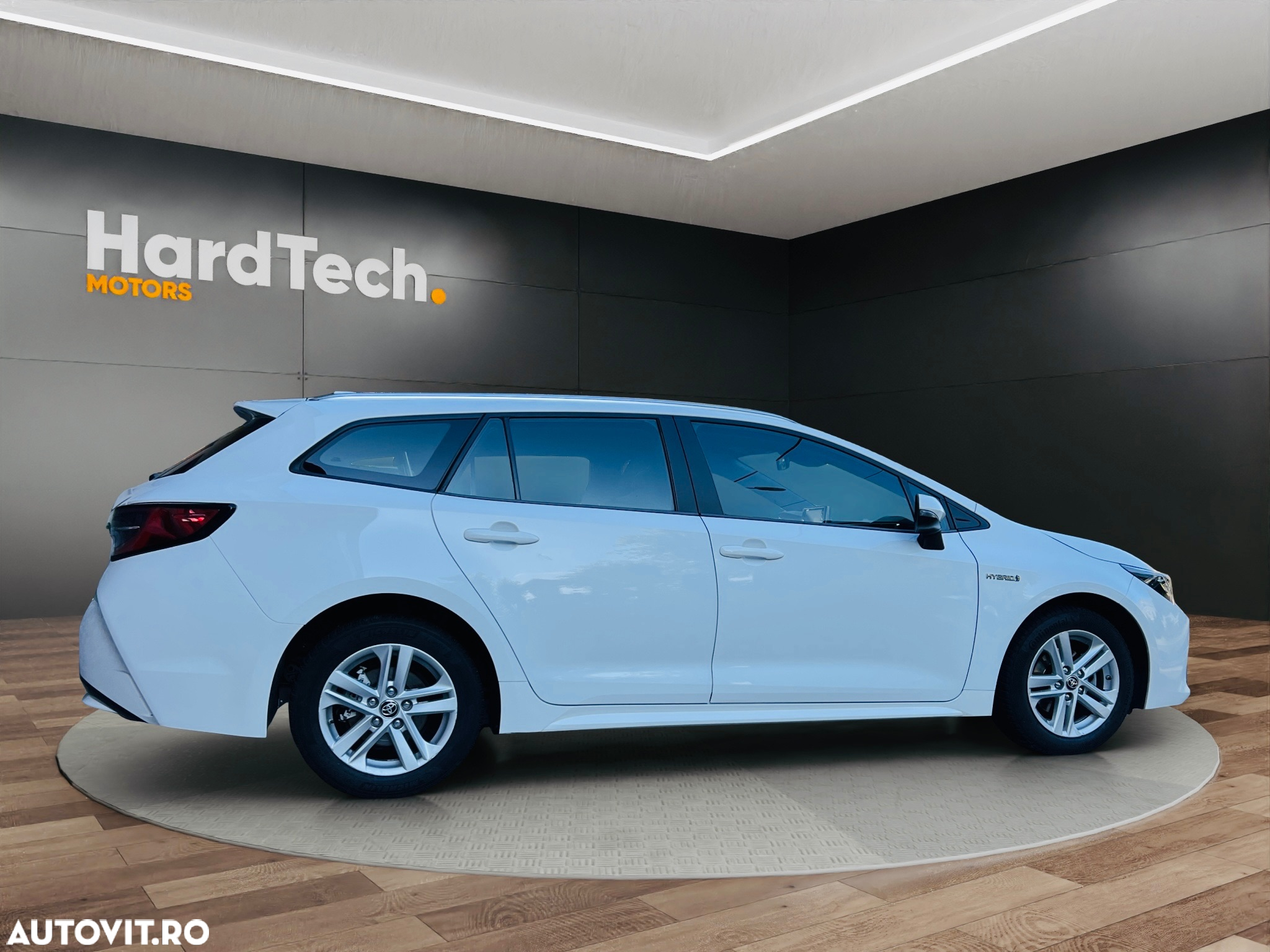 Toyota Corolla 1.8 Hybrid Touring Sports Business Edition - 8