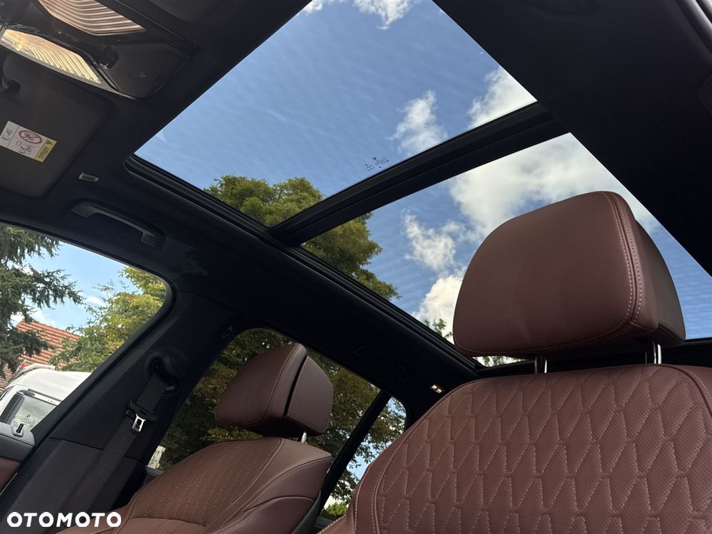BMW X5 M50i - 20