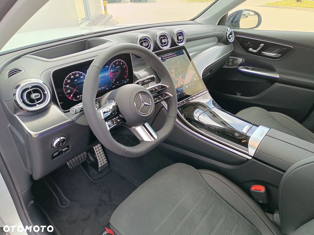 Mercedes-Benz GLC - 4