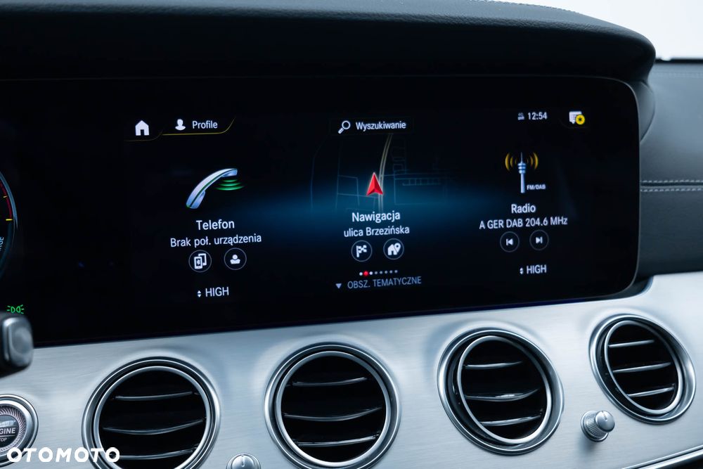Mercedes-Benz Klasa E 300 de 4Matic 9G-TRONIC AMG Line - 25