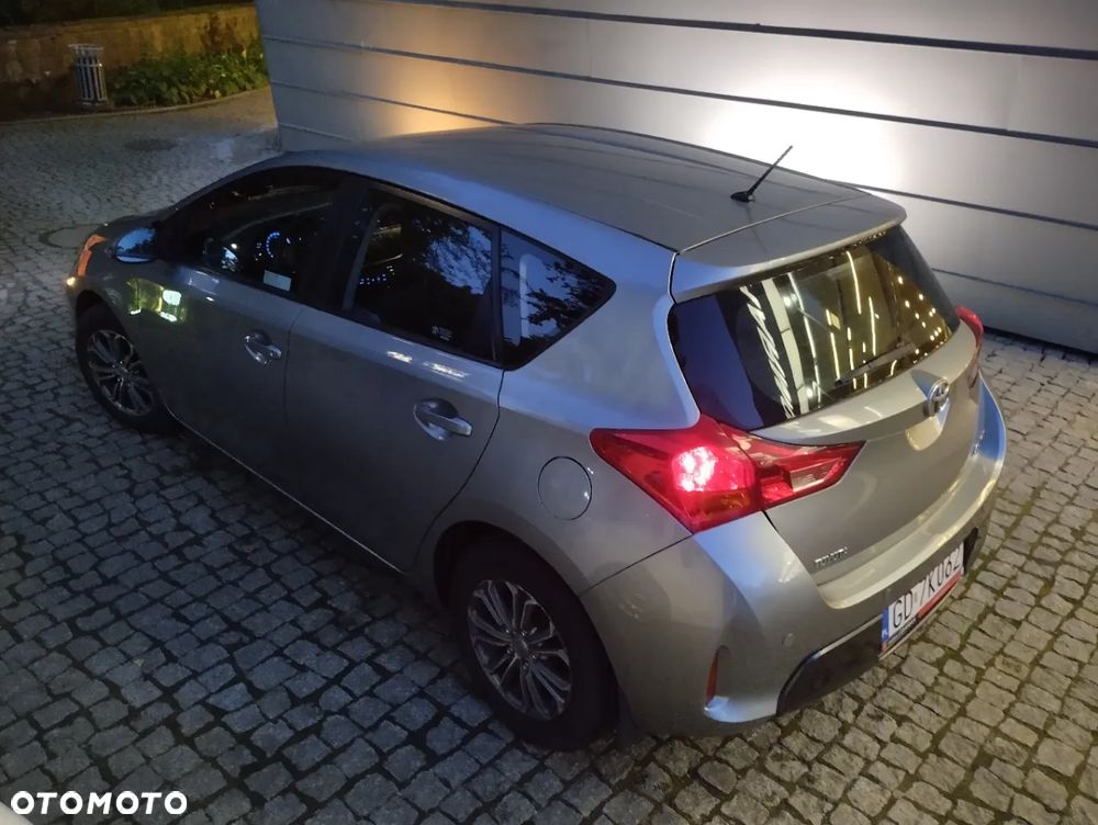 Toyota Auris 1.33 VVT-i Life Comfort - 16