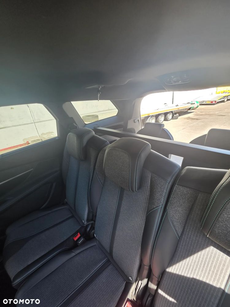 Peugeot 5008 - 23