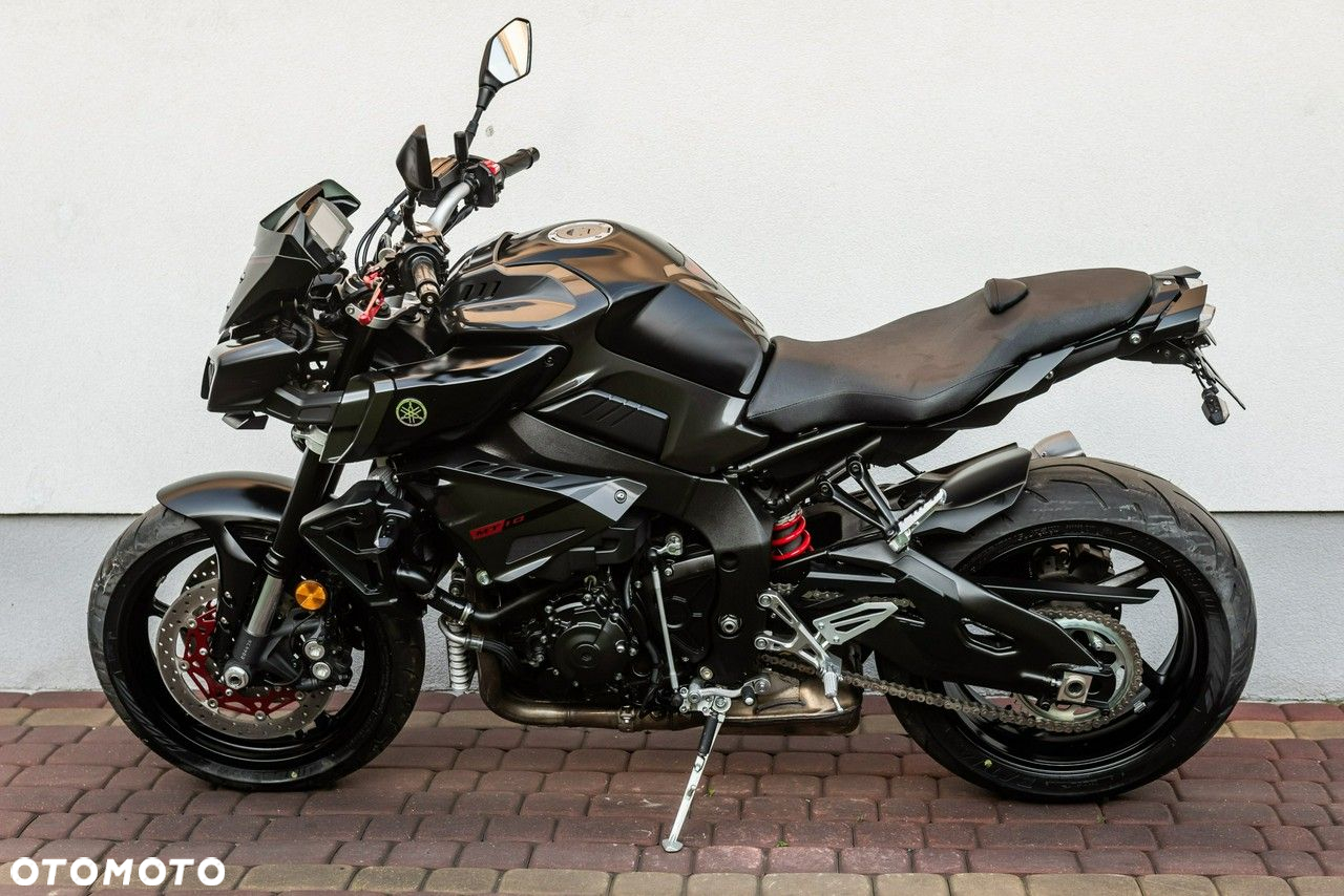 Yamaha MT - 6
