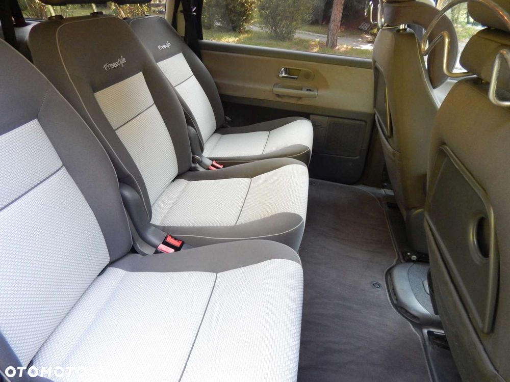 Volkswagen Sharan 1.9 TDI Freestyle - 13