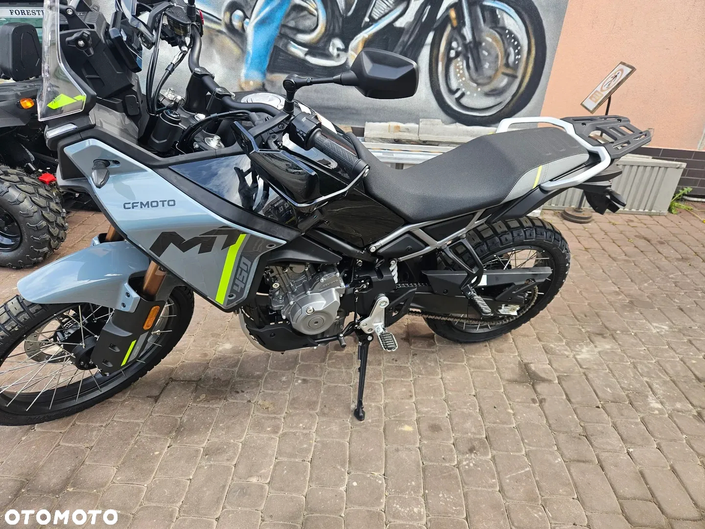 CFMoto MT - 9