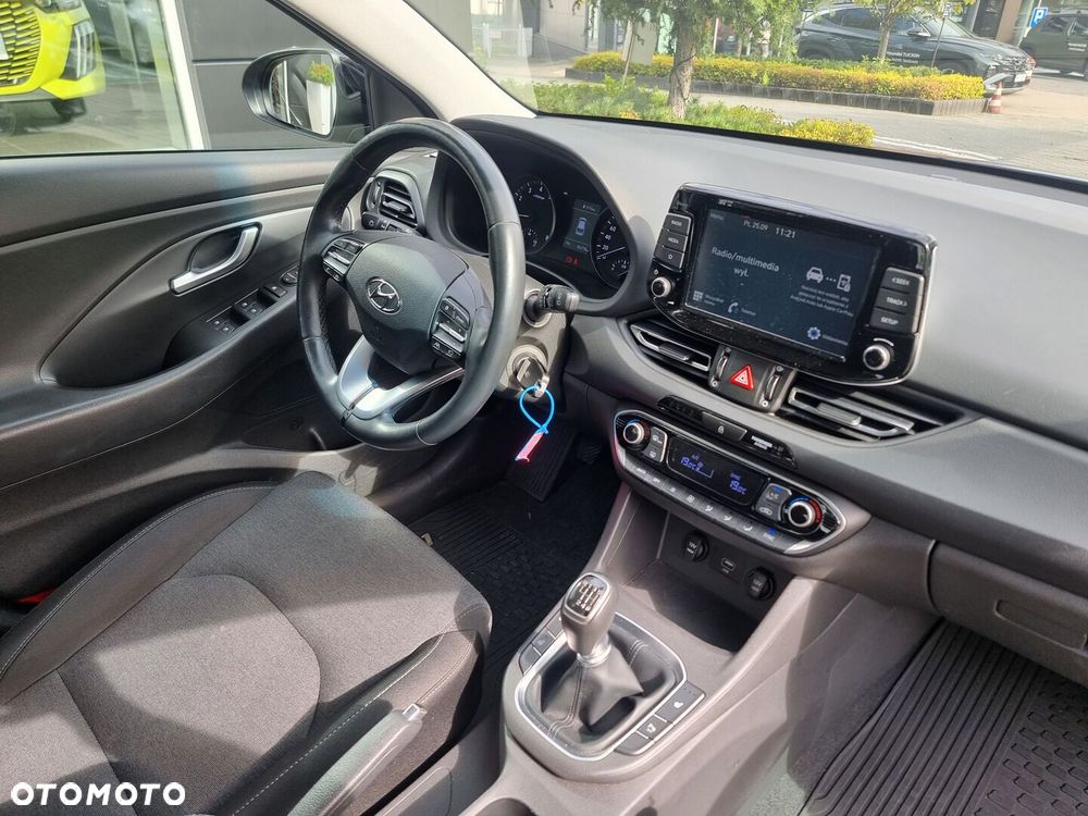 Hyundai i30 1.5 DPI Smart - 18