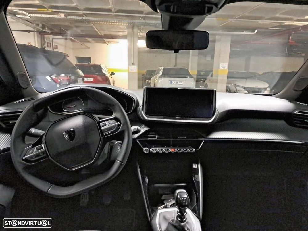 Peugeot 2008 1.2 PureTech Style - 8