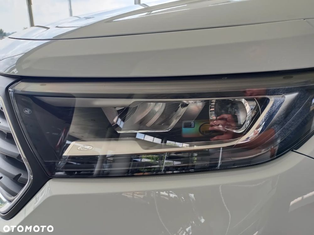 Ford Connect - 23