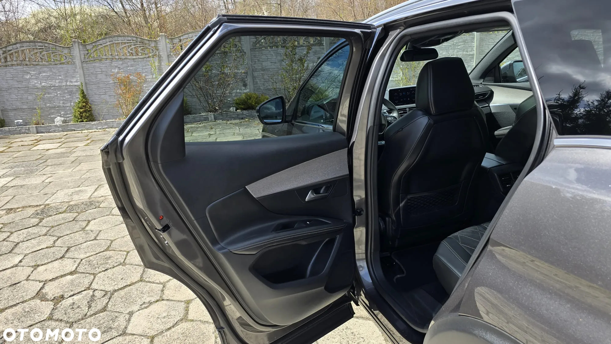 Peugeot 3008 BlueHDi 180 Stop & Start EAT8 GT - 33