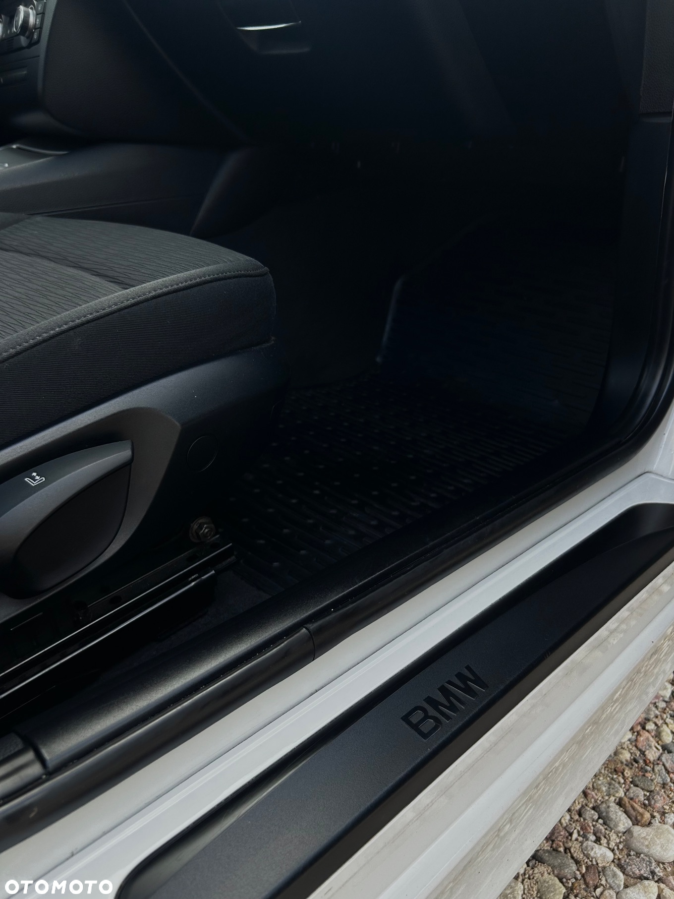 BMW Seria 1 120i - 12