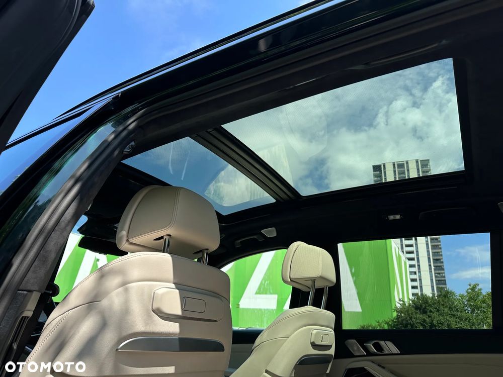 BMW X7 - 26