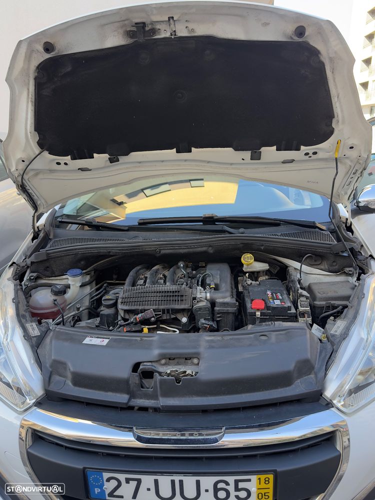 Peugeot 208 1.2 PureTech Style - 19