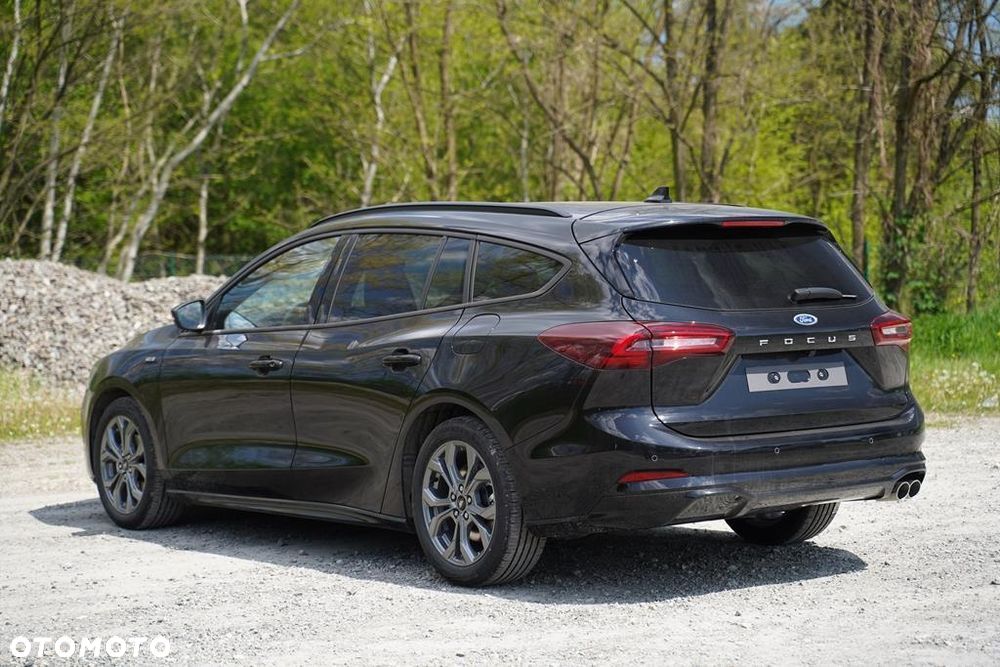 Ford Focus 1.0 EcoBoost mHEV ST-Line X - 6