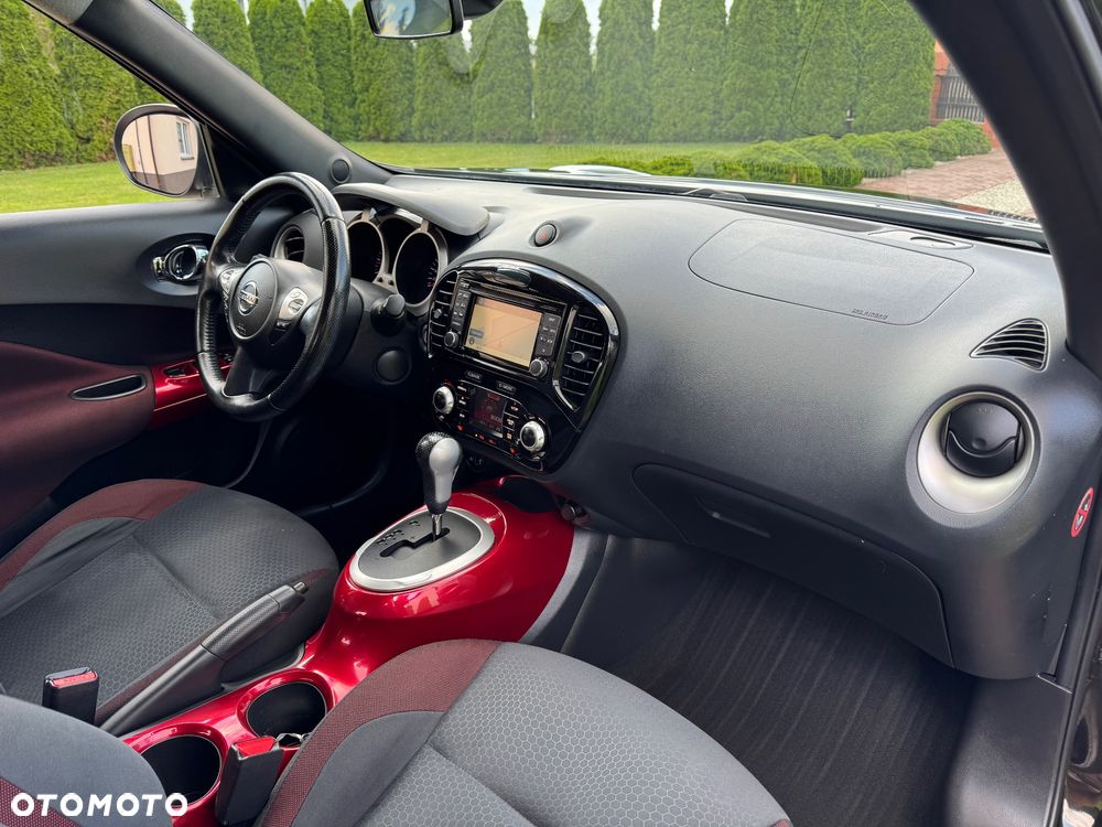 Nissan Juke 1.6 DIG-T Tekna 4WD Xtronic EU6 - 17