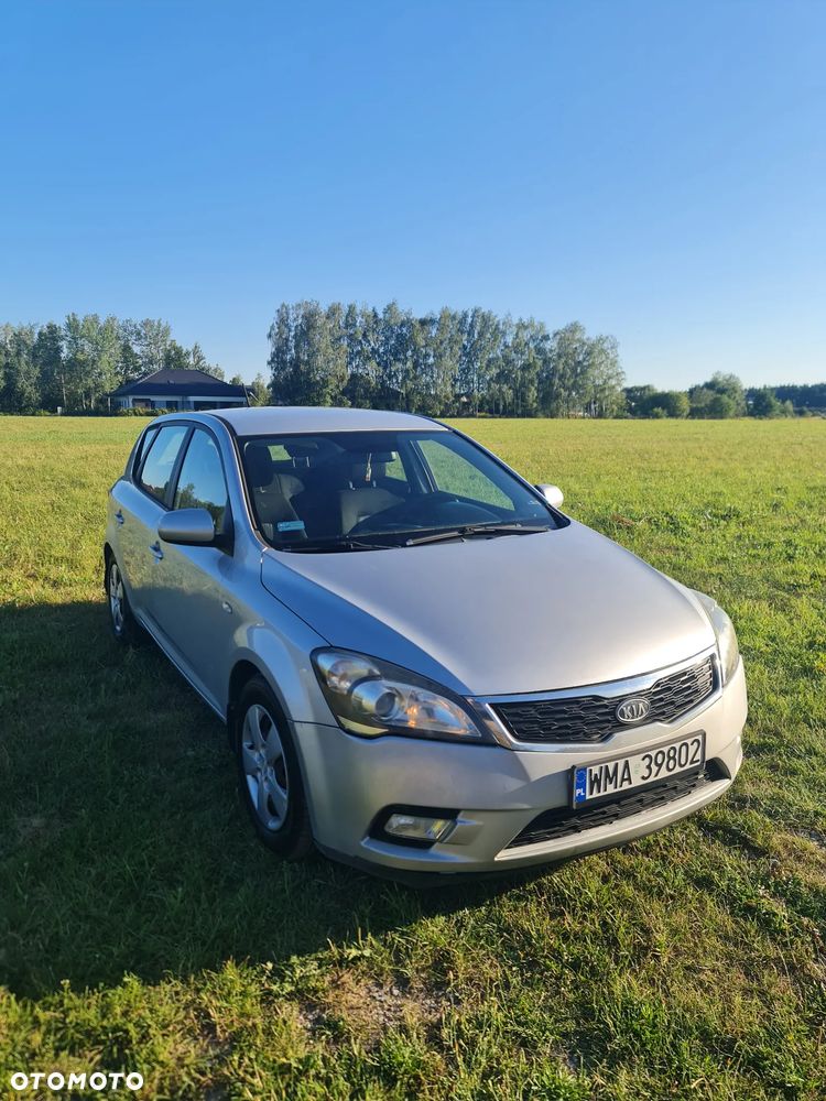 Kia Ceed 1.4 Comfort - 1