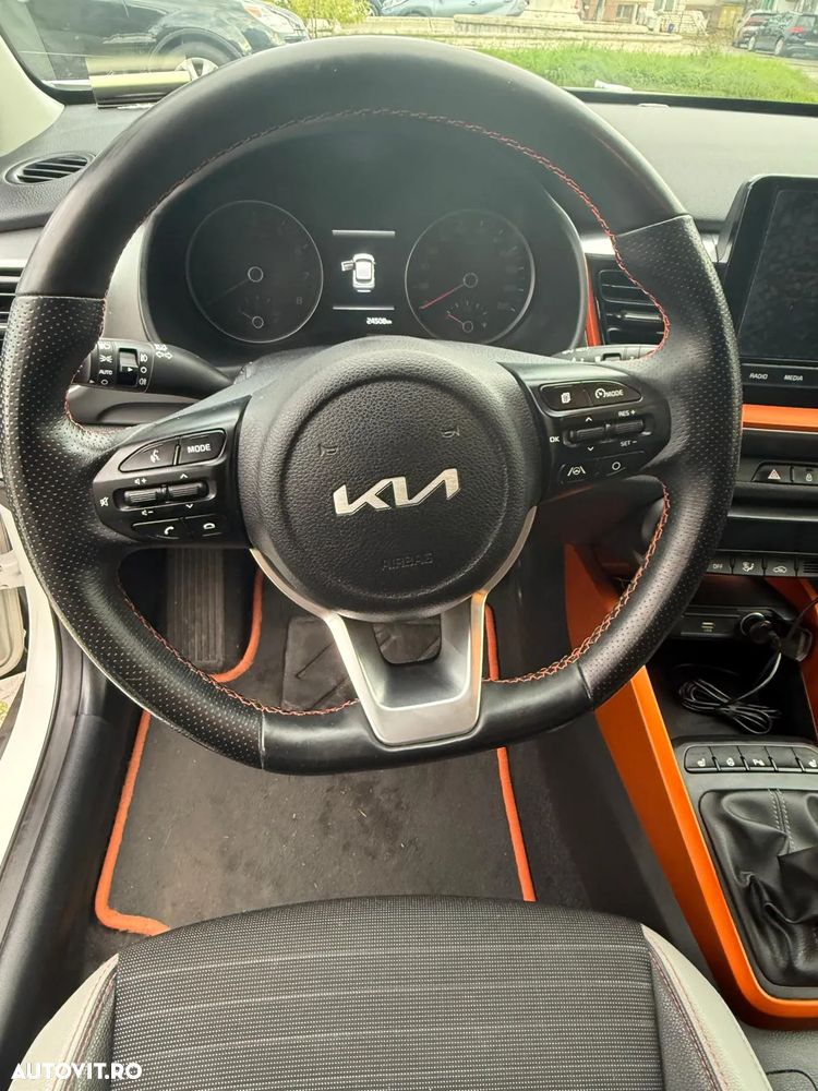 Kia Stonic 1.2 MPI 5MT Trend - 15