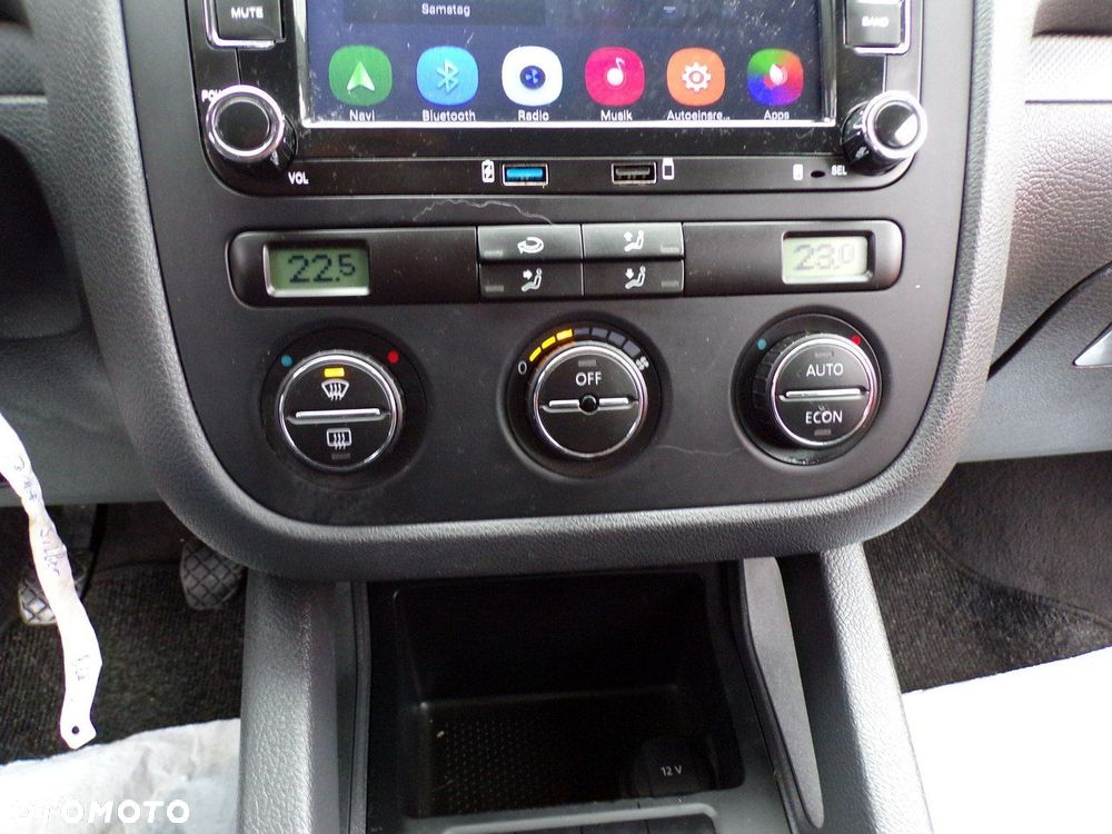 Volkswagen Golf 1.6 Comfortline - 15