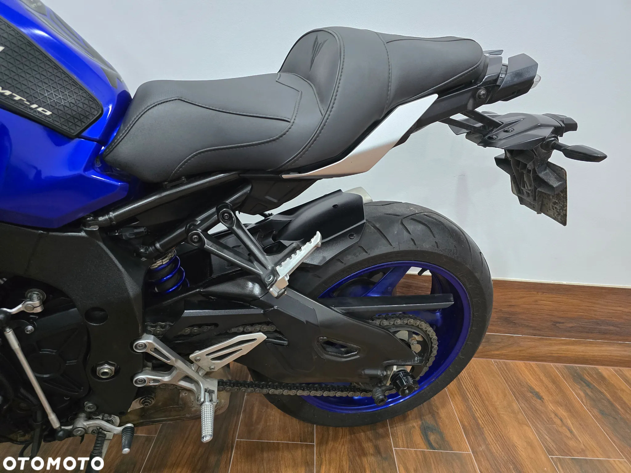 Yamaha MT - 27