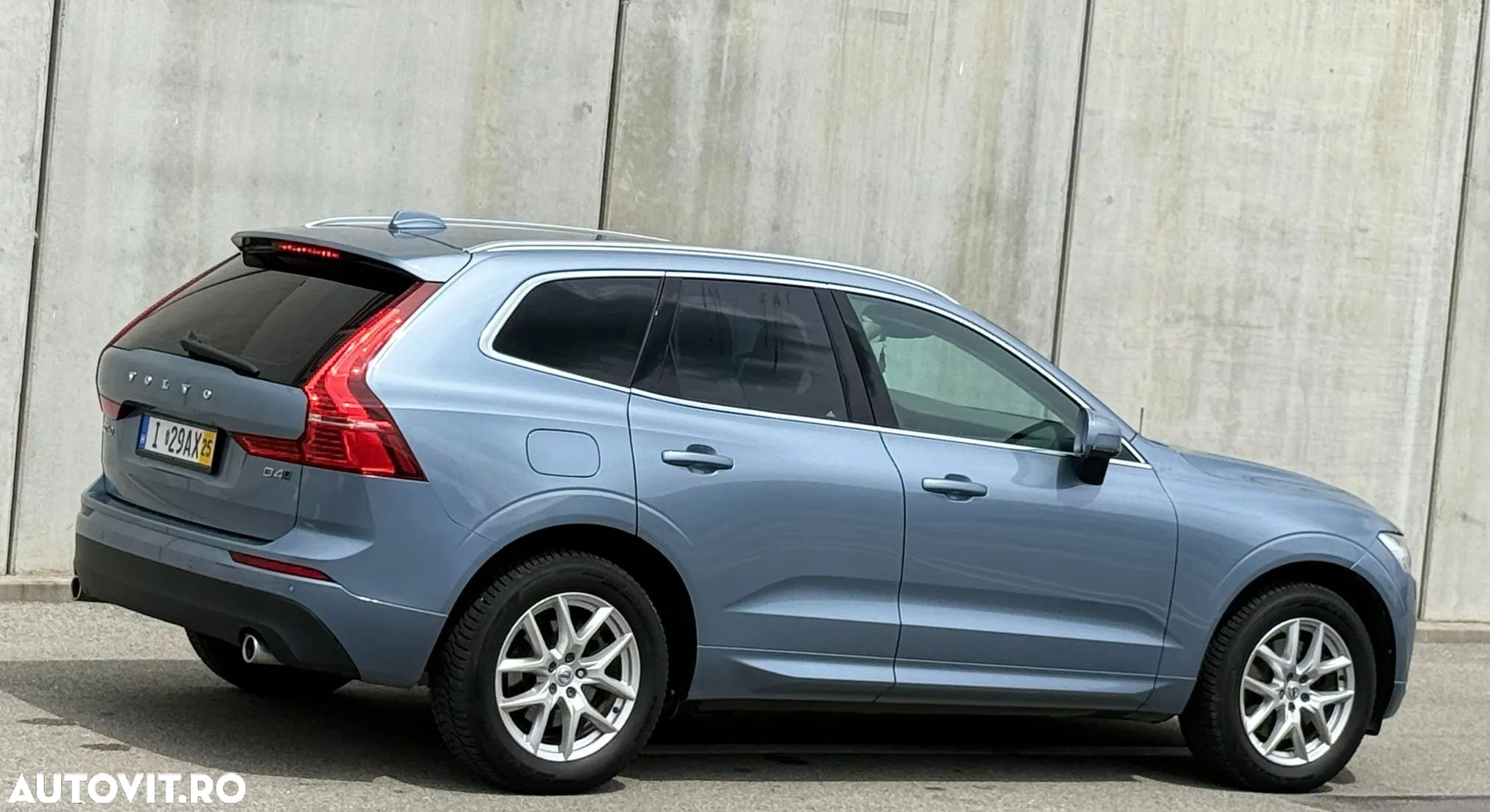 Volvo XC 60 D4 AWD Geartronic Momentum - 6