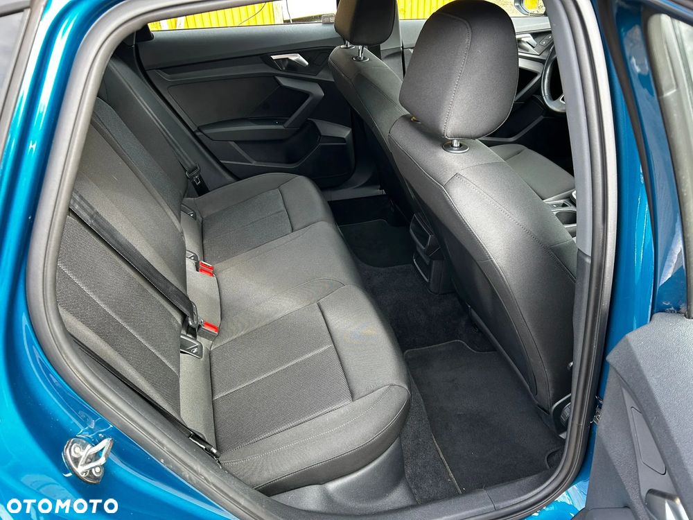 Audi A3 Sportback 35 TFSI S tronic - 25