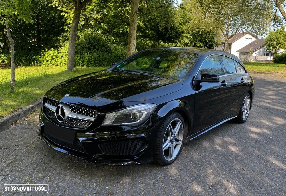 Mercedes-Benz CLA 200 d Shooting Brake AMG Line - 13
