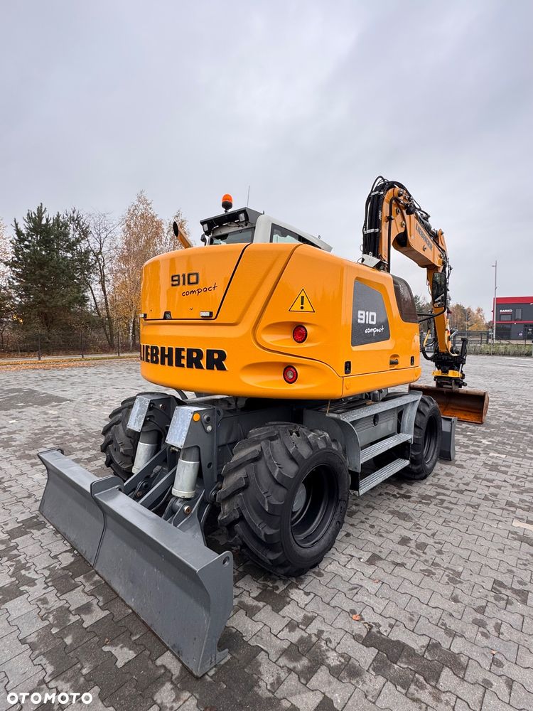 Liebherr A910 compact |2017|łapy-plug| rototilt ze szczypkami | 7200mtg |3 łyzki|warta  uwagi - 23