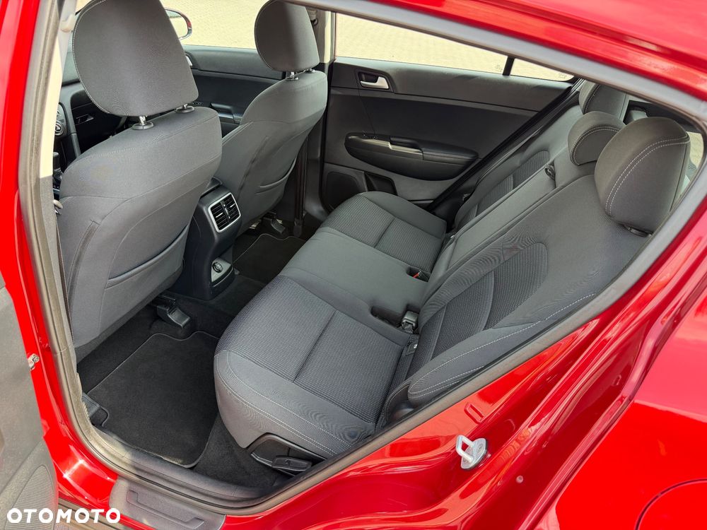 Kia Sportage 2.0 CRDI 4WD Automatik Spirit - 9