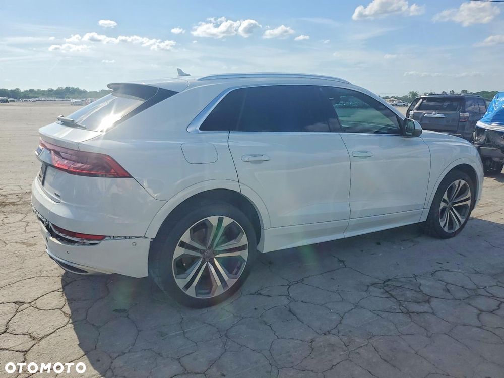 Audi Q8 - 4