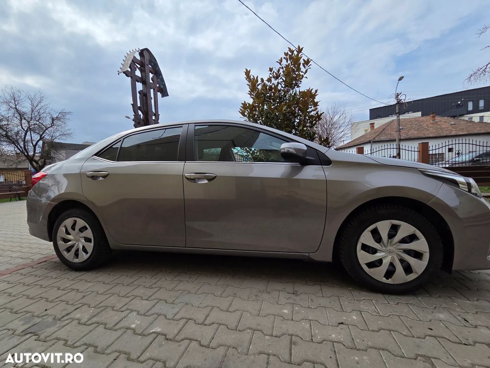Toyota Corolla 1.6 Valvematic Sol - 5