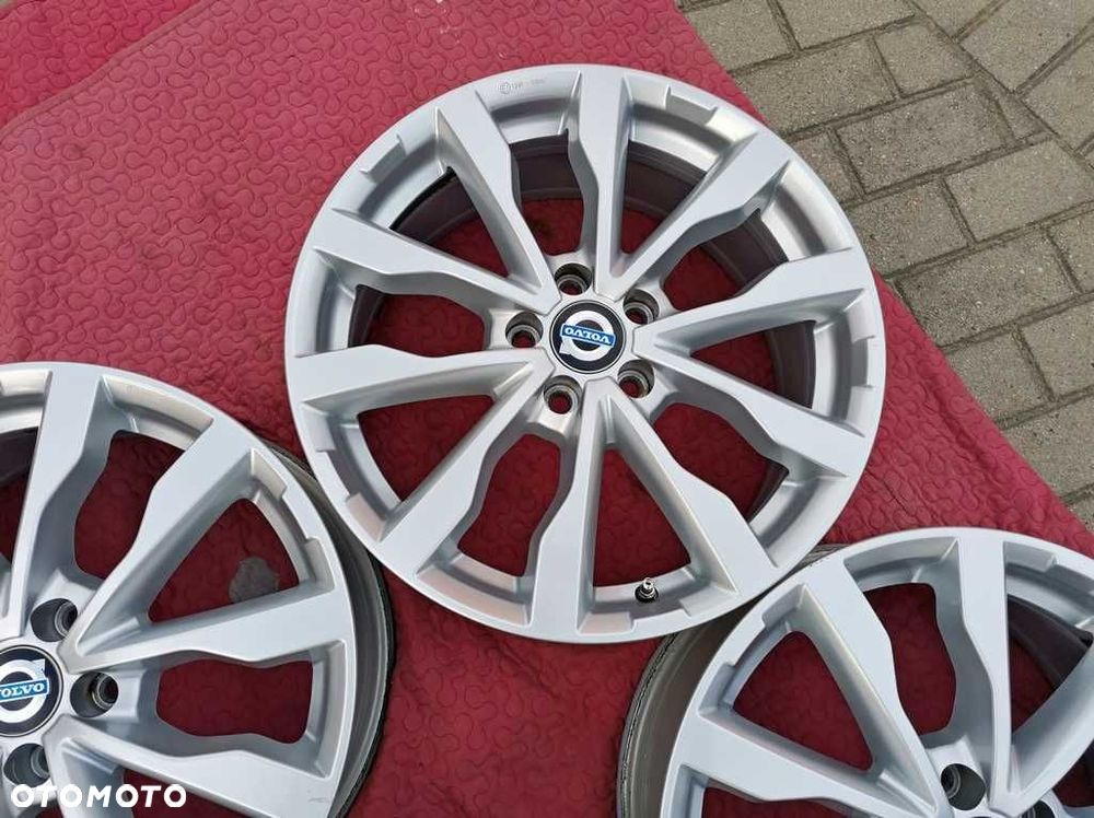 ALUFELGI 18' VOLVO XC40 XC60 XC70 V70 XC90 V60 S60 S80 - 5x108 - 5