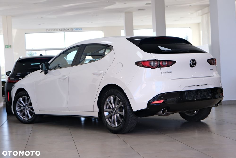 Mazda 3 - 16