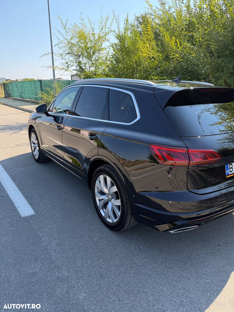 Volkswagen Touareg - 30